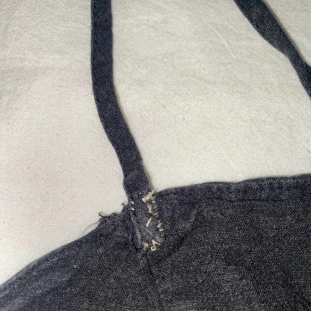 Cropped black shirt with lace up back - Picture 3 of 3